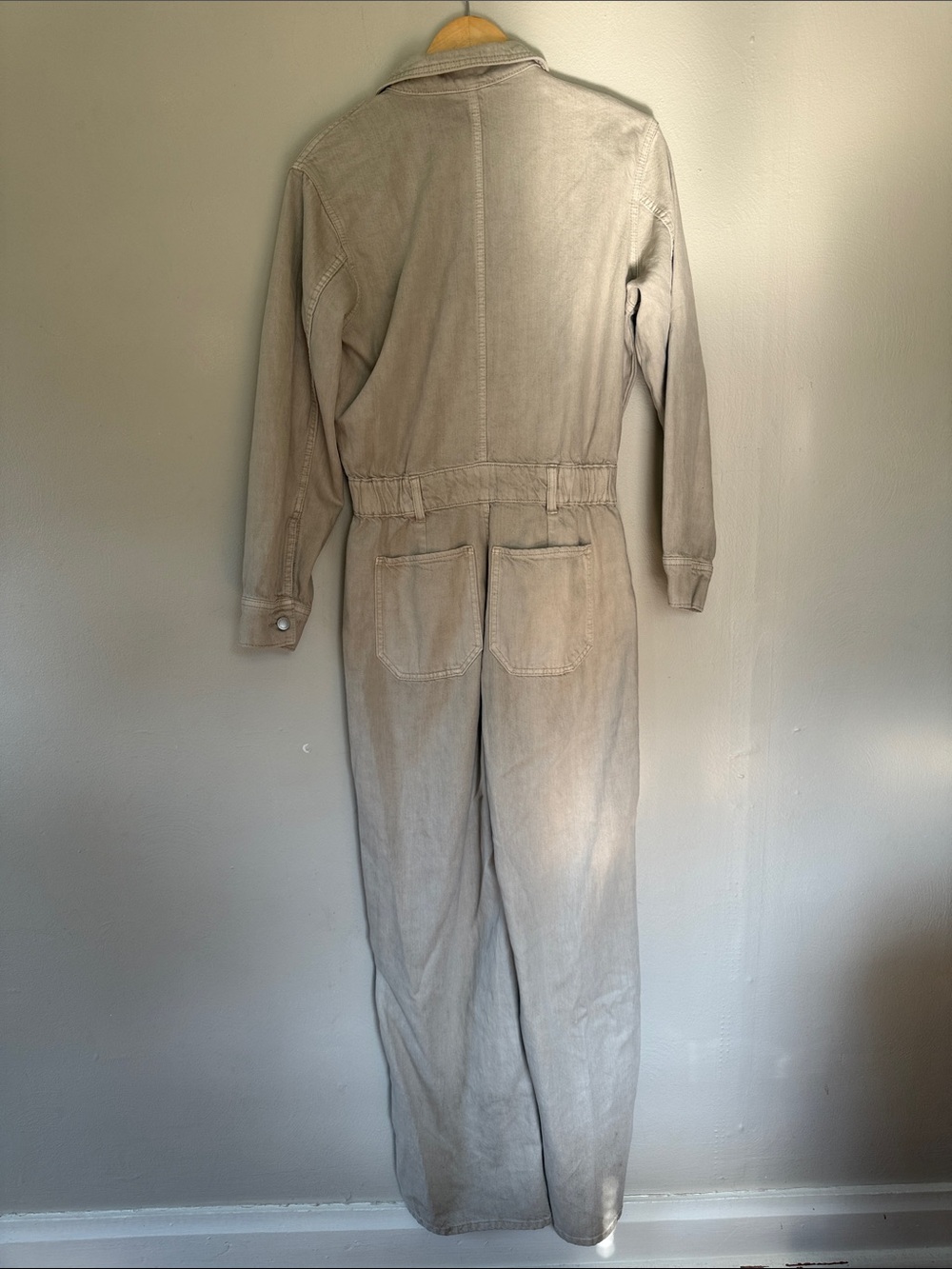 NWT Women's Utility Jumpsuit in Light Beige 4 - Picture 5 of 5